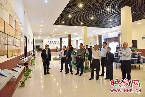河南省建筑防水協(xié)會(huì)第六次會(huì)長(zhǎng)會(huì)議在平輿縣召開 第2張
